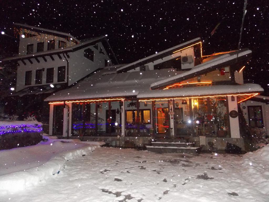 La Marele Moft Hotel Slanic Exterior photo